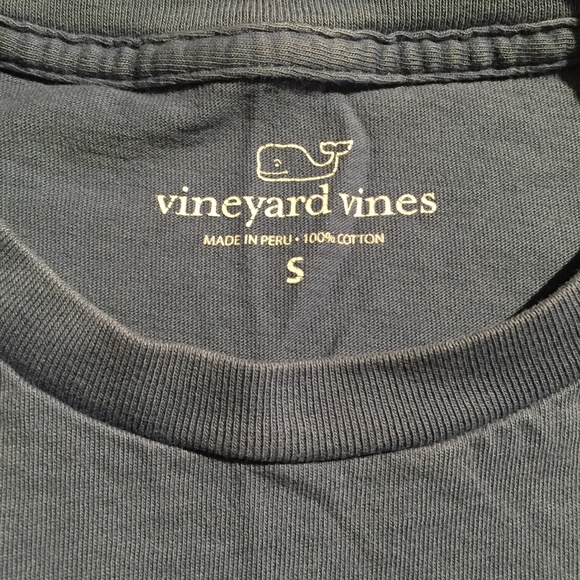 Vineyard Vines shirt size small - Picture 3 of 4